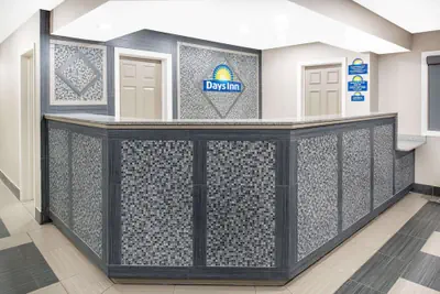 Photo 2 - Days Inn by Wyndham Carthage