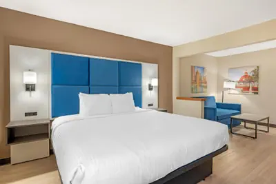 Photo 2 - Best Western Forsyth - Decatur