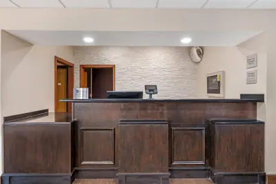 Photo 3 - Best Western Forsyth - Decatur