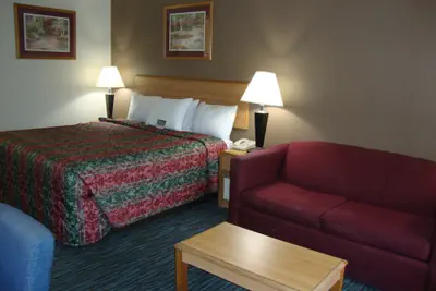Photo 5 - Econo Lodge Inn & Suites Jackson Northwest