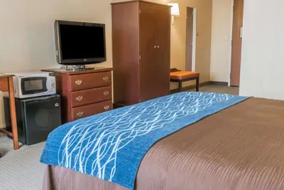 Photo 4 - Rodeway Inn Mercer I-80