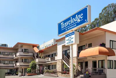 Photo 2 - Travelodge by Wyndham Presidio San Francisco