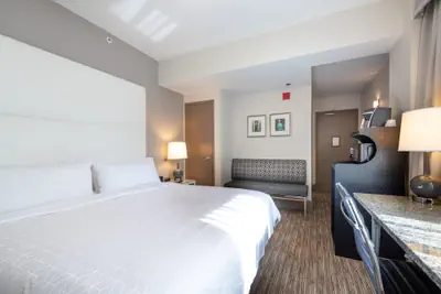 Photo 5 - Holiday Inn Express Chicago - Magnificent Mile by IHG