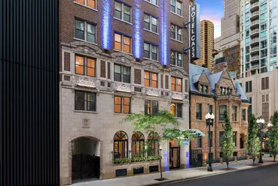 Photo 2 - Holiday Inn Express Chicago - Magnificent Mile by IHG
