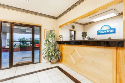 Photo 2 - Days Inn by Wyndham Yazoo City