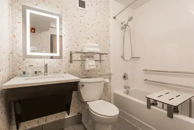 Photo 4 - Holiday Inn Boone - University Area by IHG