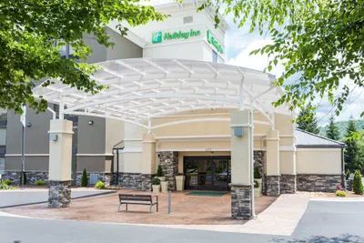 Photo 2 - Holiday Inn Boone - University Area by IHG