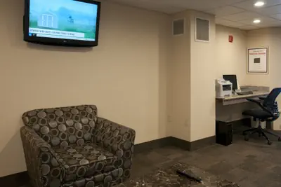 Photo 3 - Quality Inn Stadium Area Green Bay Stadium