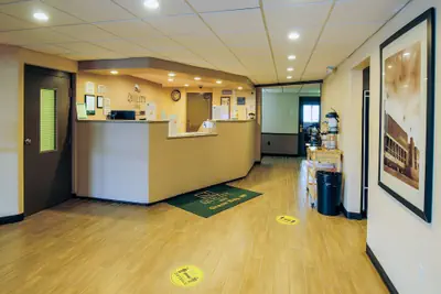 Photo 2 - Quality Inn Stadium Area Green Bay Stadium