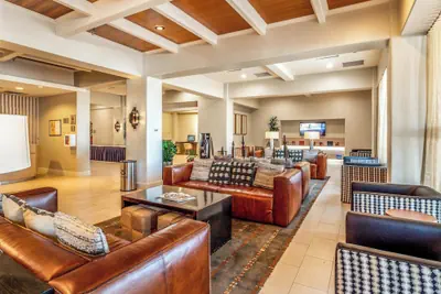 Photo 4 - Sheraton Albuquerque Airport Hotel