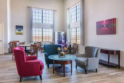Photo 4 - Days Inn by Wyndham Waco Near Downtown/University