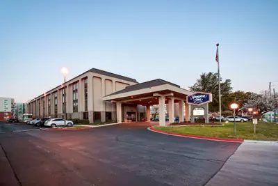 Photo 2 - Hampton Inn College Station