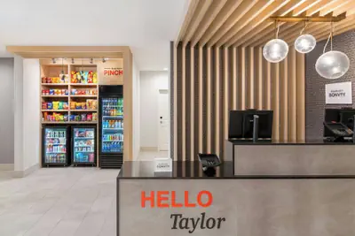 Photo 4 - TownePlace Suites by Marriott Detroit Taylor