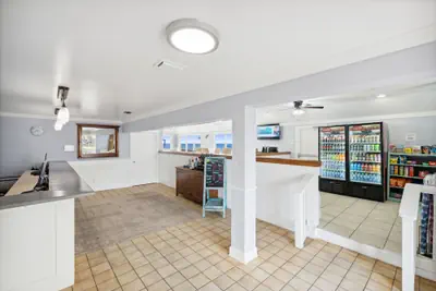 Photo 2 - Seahaven Beach Hotel