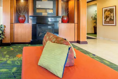 Photo 3 - Fairfield Inn & Suites by Marriott Canton