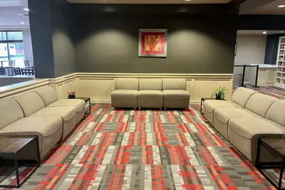 Photo 5 - Quality Inn Lexington -Horse Park