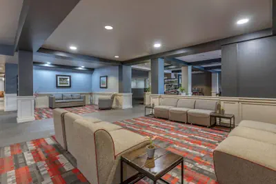Photo 3 - Quality Inn Lexington -Horse Park