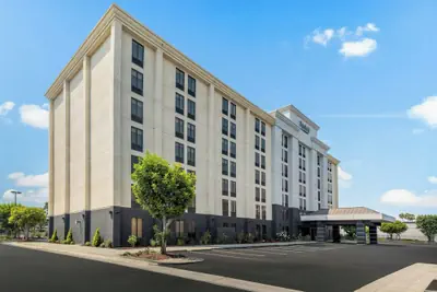 Photo 2 - Fairfield Inn & Suites Anaheim North/Buena Park.