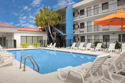 Photo 2 - Quality Inn Atlantic Beach - Mayo Clinic Jax Area
