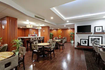 Photo 3 - Hampton Inn Los Angeles/Arcadia/Pasadena