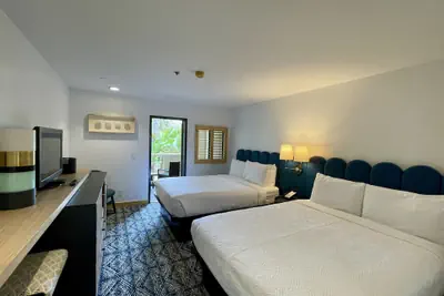 Photo 4 - Catalina Canyon Inn