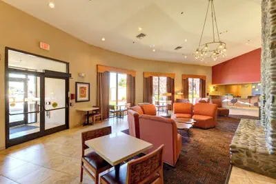 Photo 4 - The Lodge at Roseburg