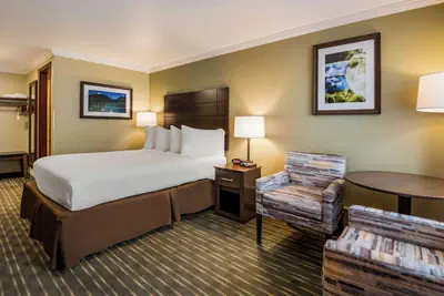 Photo 2 - Best Western Holiday Hotel