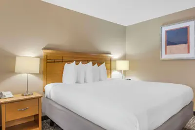 Photo 5 - Best Western Aladdin Inn