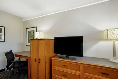 Photo 5 - La Quinta Inn by Wyndham Tucson East