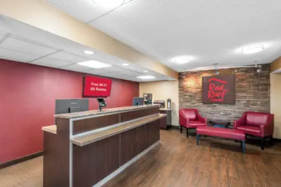 Photo 4 - Red Roof Inn Asheville - Biltmore West