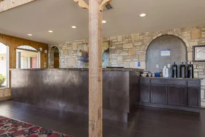 Photo 4 - Best Western Sunday House Inn