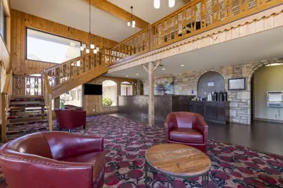 Photo 3 - Best Western Sunday House Inn