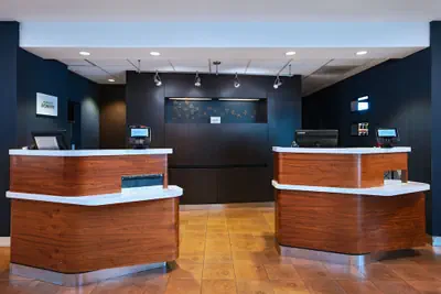 Photo 3 - Courtyard by Marriott San Antonio Airport