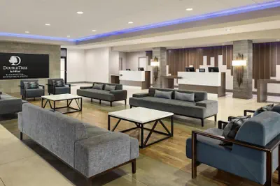 Photo 5 - Doubletree by Hilton Bloomington - Minneapolis South