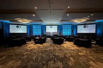 Photo 3 - Doubletree by Hilton Bloomington - Minneapolis South