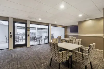 Photo 4 - Best Western Seattle Airport Hotel