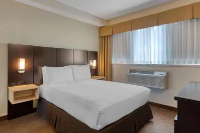 Photo 2 - Best Western Seattle Airport Hotel