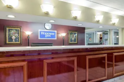 Photo 5 - Rodeway Inn Norcross