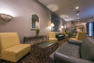 Photo 3 - Grand Vista Hotel