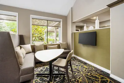 Photo 3 - Residence Inn by Marriott Seattle Bellevue