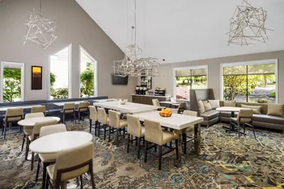 Photo 4 - Residence Inn by Marriott Seattle Bellevue