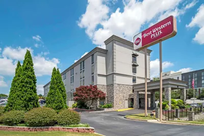 Photo 2 - Best Western Plus Greenville I-385 Inn & Suites