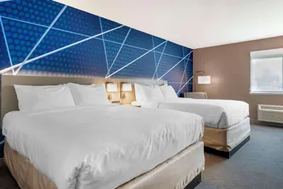 Photo 2 - Comfort Inn Edinburgh - Columbus