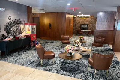 Photo 5 - Randolph Hotel Liverpool/Syracuse/Airport West, Trademark