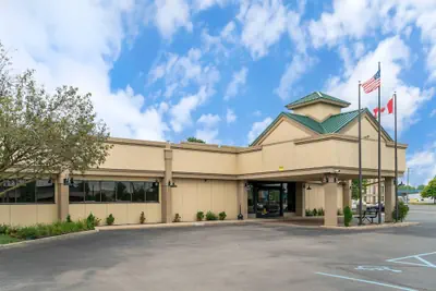 Photo 2 - Quality Inn & Suites Monroe