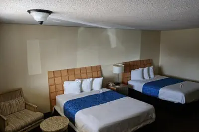 Photo 4 - Travelodge by Wyndham Clovis