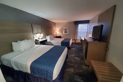 Photo 4 - Best Western Historic Frederick
