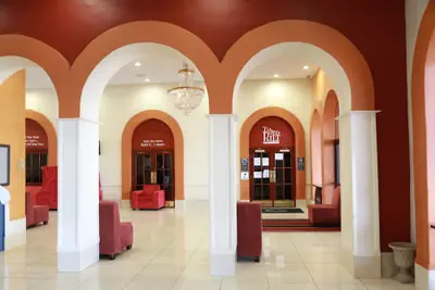 Photo 3 - Ramada by Wyndham Fresno North