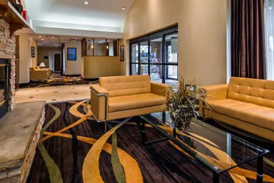 Photo 4 - Best Western Galleria Inn & Suites