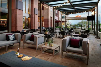 Photo 3 - Cleveland Marriott Downtown at Key Tower